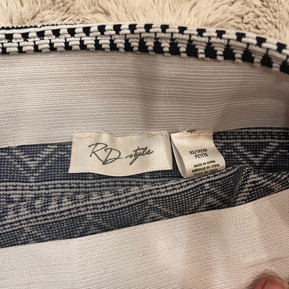 RD Style Skirt, Size XS, Excellent Condition! - Picture 5 of 6